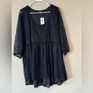 TORRID BLACK LACE 3/4 sleeve